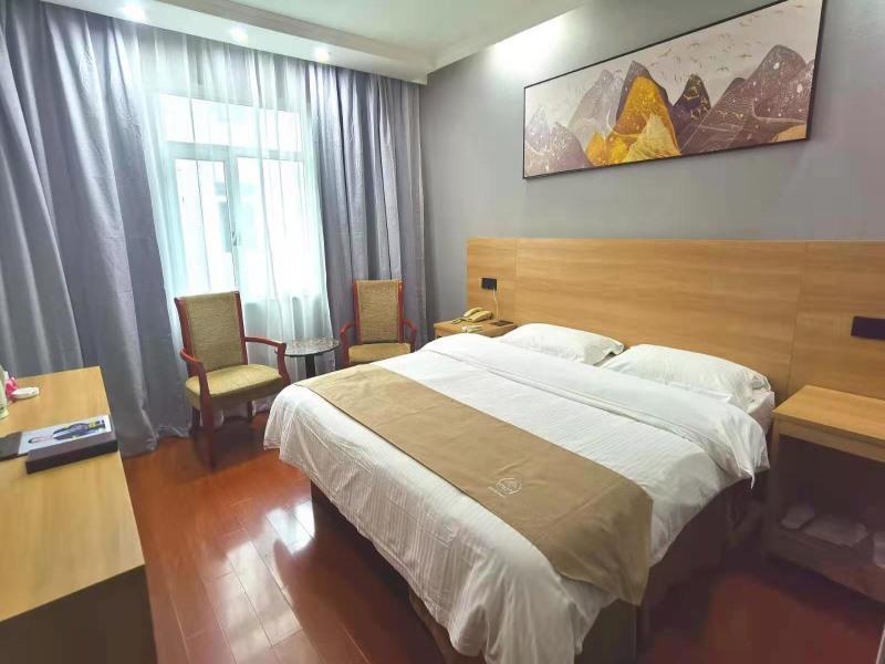 Greentree Inn Chongqing Yuzhou Road Hotel Exterior photo