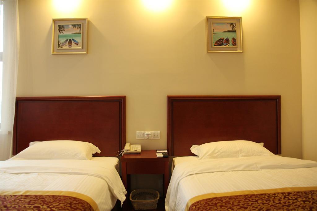 Greentree Inn Chongqing Yuzhou Road Hotel Exterior photo