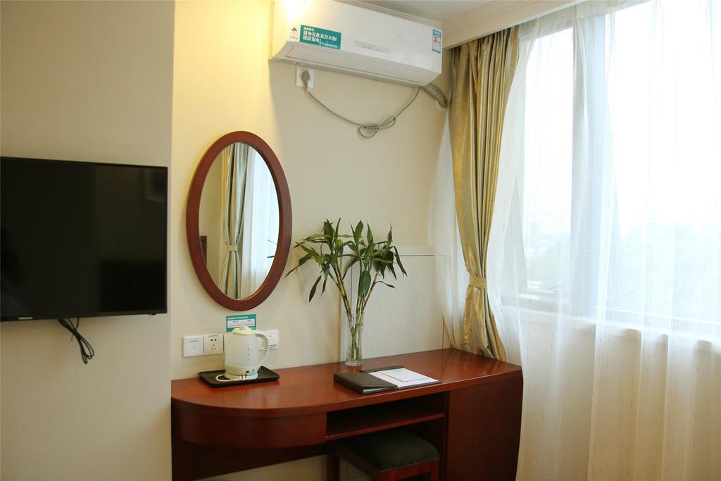 Greentree Inn Chongqing Yuzhou Road Hotel Exterior photo